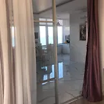 Apartman M&p Vip Appartments In Arkadia Odessza