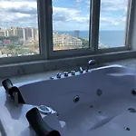 M&p Vip Appartments In Arkadia Apartment Odesa