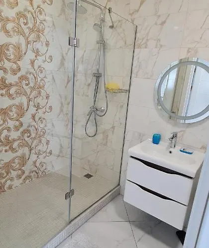 M&p Vip Appartments In Arkadia Odessa