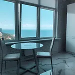 M&p Vip Appartments In Arkadia *
